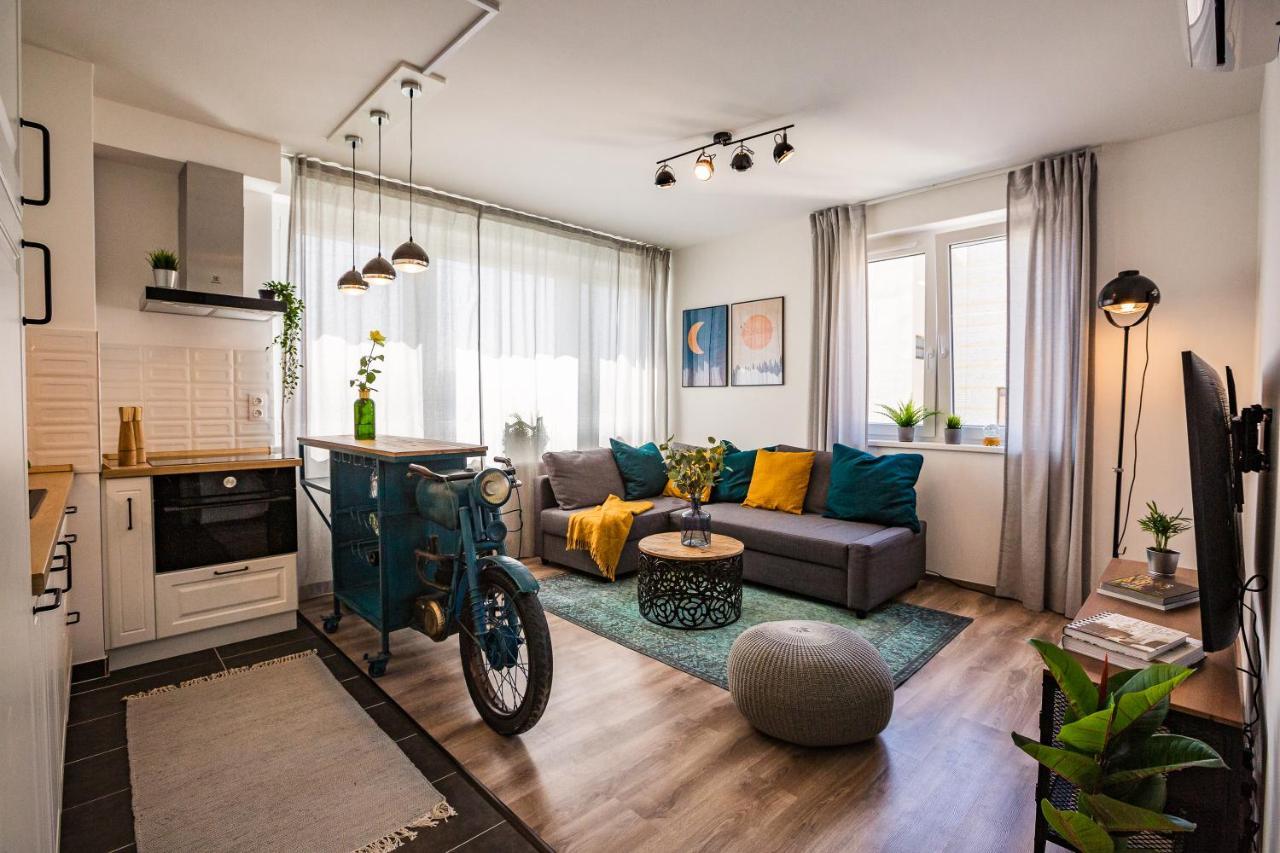Stylish Oasis Central Apartment With Ac And Parking 부다페스트 외부 사진