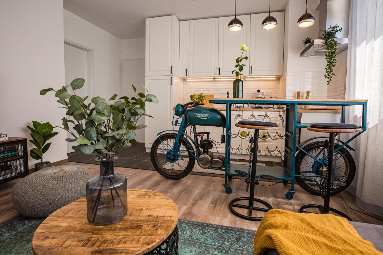 Stylish Oasis Central Apartment With Ac And Parking 부다페스트 외부 사진